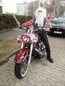 Begegnung mit Nikolaus ~ auf Rudolph dem Chopper :)