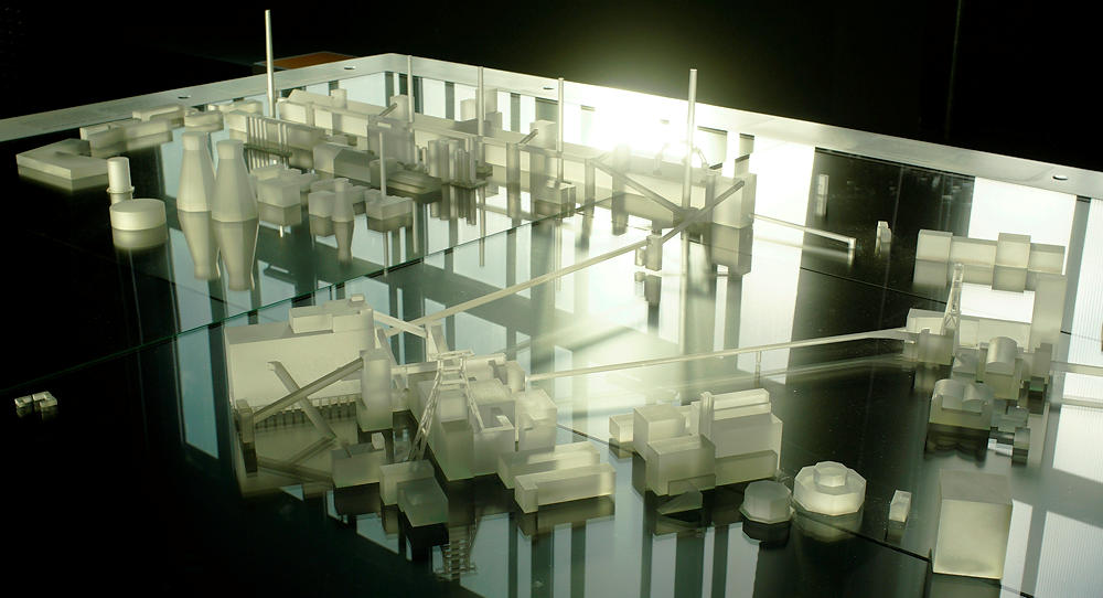 Zeche Zollverein ~ der Komplex als Modell in Glas