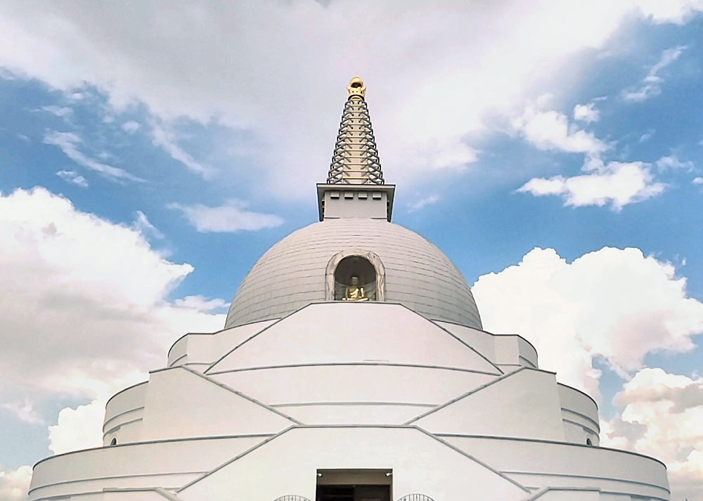Stupa ~ buddhistischer Tempel bei Grafenwörth, Österreich